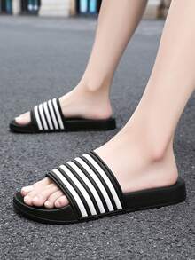 Męskie kapcie letnie w rozmiarze 23#, rozmiar 36-48, wygodne obuwie codzienne, lekkie, antypoślizgowe kapcie, odporne na zużycie, oddychające sandały męskie, do noszenia na co dzień i na zewnątrz (asymetryczny wzór). Podeszwy tych kapci wykonane są z tworzywa EVA. Nie wystawiać na bezpośrednie działanie promieni słonecznych przez długi czas, w przeciwnym razie buty się skurczą. - 1969 Czarny - Zobacz 6