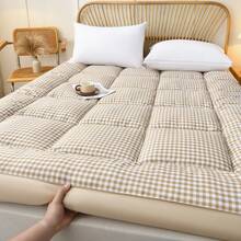 2.36-3.2 Inch Thick Super Soft & Skin-Friendly White Hotel Mattress Pad, Breathable & Fluffy Mattress Topper, Suitable For Tatami, Dorm And Camping - Non-Slip Design For All Seasons - Yellow - View 3