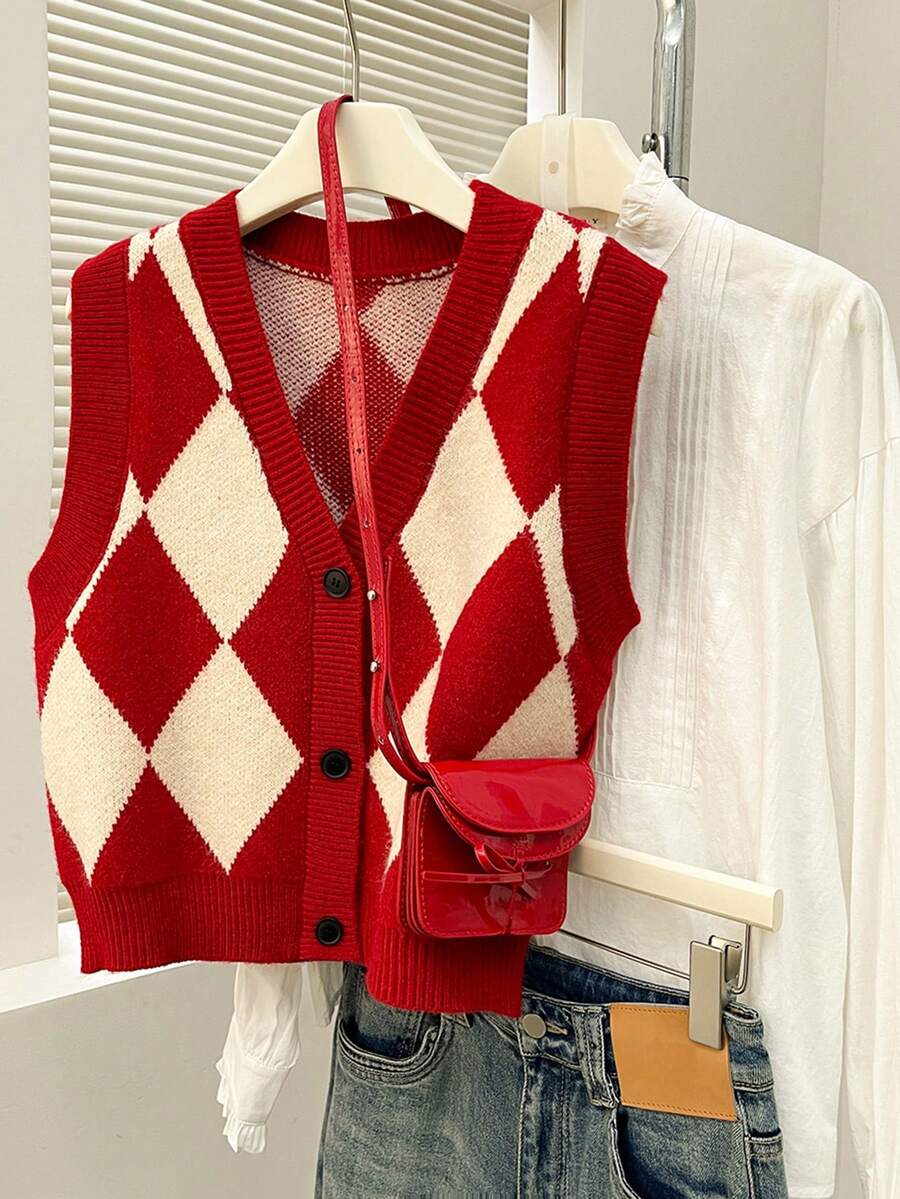 Women's Retro Diamond V-Neck Sweater Cardigan Vest, Autumn/Winter - Red - View 1