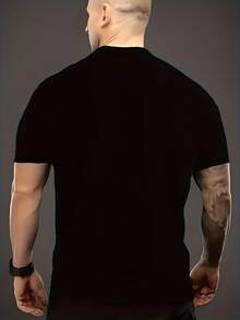 Camiseta gráfica casual para hombres - Impresión "Los ojos chic nunca mienten", con texto, manga corta, cuello redondo, mezcla de poliéster ligero, perfecta para atuendo casual, camiseta de uso diario| Camiseta gráfica llamativa| Ajuste cómodo - Negro - Ver 3