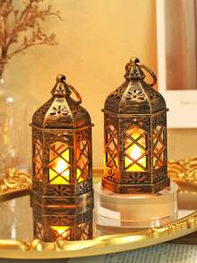 1 szt. Retro Mini ręczna dekoracyjna lampka w kształcie latarenki z baterią, dekoracja do wnętrz, dekoracja stołu, dekoracja sypialni, wisząca lampka nocna, odpowiednia na wesela, dekoracje świąteczne, lampka nocna do szafy na święta Bożego Narodzenia