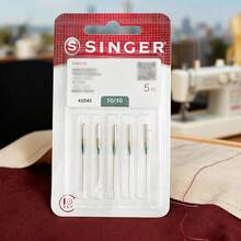 SINGER Universal Haushaltsnähmaschinennadeln, 5 Stücke/Packung - 2045 Stretch-Nadeln, sortierte Größen 10/12/14/16/18, beständiger Edelstahl, glatte Näharbeit für Stretchstoffe, DIY-Schneiderei, Bekleidungsherstellung, Frühjahrsnähen und Weihnachtsbastelprojekte - Verschiedenfarbig - Übersicht 14
