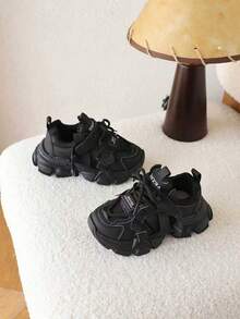 1 Pair Kids' Summer Mesh Breathable Black Sports Shoes - Black - View 1