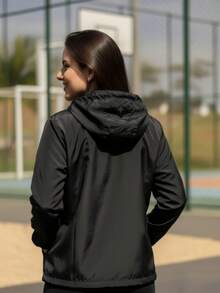 Women's Windbreaker Jacket Without Lining In Memory Fabric With Water-Repellent Hood - màu đen - Xem 4