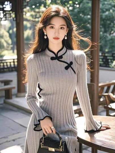 中国式国風婦人服のチャイナドレス流行純色ニット盤釦長袖ワンピース秋冬の新型の長スカート2025高品質の中国式国風婦人服のチャイナドレス流行灰色ニット盤釦ワンピース秋冬の新型の長スカート