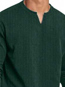 Áo polo nam dài tay cổ chữ V, chất liệu vải dệt kim nhẹ, mềm mại, màu trơn, họa tiết đồng xu cổ điển, kiểu dáng rộng rãi, đa năng, thích hợp mặc hàng ngày vào mùa xuân/thu như áo lót hoặc mặc ngoài vào mùa hè. - Màu xanh lá cây đậm - Xem 3