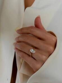 1枚925纯银优雅奢华扭纹椭圆形2克拉立方氧化锆戒指，女士派对及生日戒指，时尚珠宝礼品 - 扭臂蛋形戒指 - 查看 3