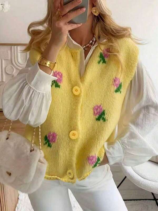 Cardigan sans manches en polyester confortable pour femmes, tricot côtelé moelleux, orné de boutons floraux sur le devant