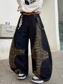 1 قطعة بنطال جينز رجالي واسع الساق بطبعة نمر، بتصميم مرن وفضفاض بأسلوب الشارع العصري، (لا يشمل الحزام والاكسسوارات)