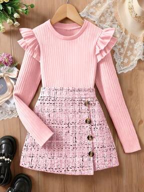 Conjunto de blusa de manga larga con cuello redondo y volantes y falda mini a cuadros para niña preadolescente