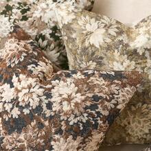 Housse de coussin florale neutre 45 x 45 cm, housse de coussin carré en chenille vintage douce, décorative, style ferme, pour canapé, chambre à coucher (1 pièce, 2 pièces disponibles) - Marron - Voir 5