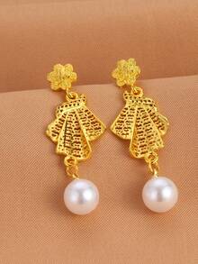 زوج من أقراط الأذن الأنيقة المبسطة ذات الحرف C المزدوج المرصع باللؤلؤ، بنمط الحرف المرصع بالزركونيا، مناسب للهدايا والاستخدام اليومي