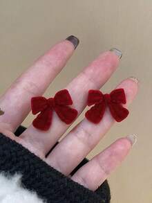 一对高端秋冬耳环，配有毛绒蝴蝶结耳环，时尚奢华，百搭高端气质耳环，适合秋季、冬季、新年、圣诞节佩戴。 - 紅色 - 查看 2