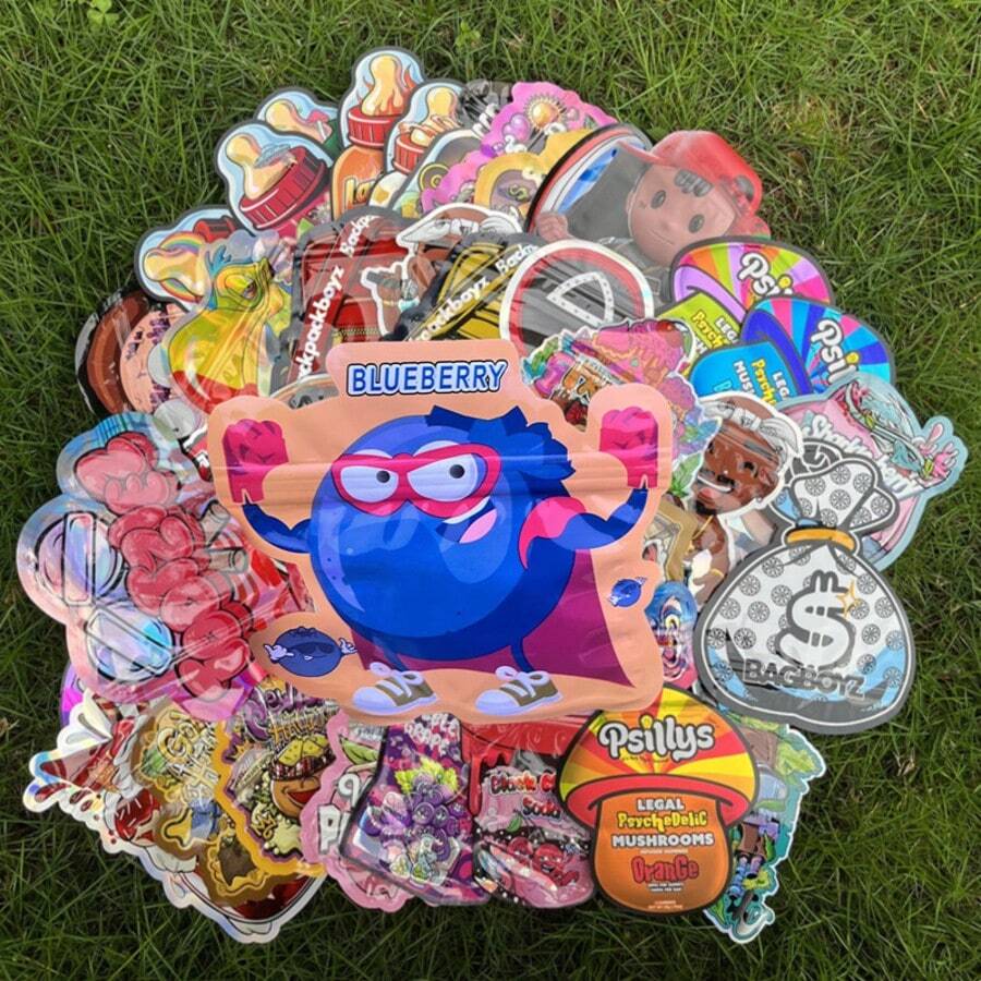 10/50pcs Assorted Candy Bags, Cigarette Bags, Laser Cut Candy Packaging Self-Sealing Bags, Resealable Bags, Ziplock Bags, 3D Bags, Polyester Film Bags, Vanilla Bags, Candy Ziplock Bags, Polyester Film Bags, Odor-Proof Bags, Waterproof Bags, Candy Bottle Shaped Candy Packaging Self-Sealing Bags, Storage Bags, Sealable Bags, Ziplock Bags, Holiday Gift Packaging - Multicolor - View 1