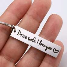 1Pcs/" Driving, I Love You" Engraved Stainless Steel Keychain - Heart-Shaped Rectangular Pendant, Ideal Car Accessory For Men | Stylish And Simple Keychain | Polished Finish, Cute Keychain, Suitable For Women
