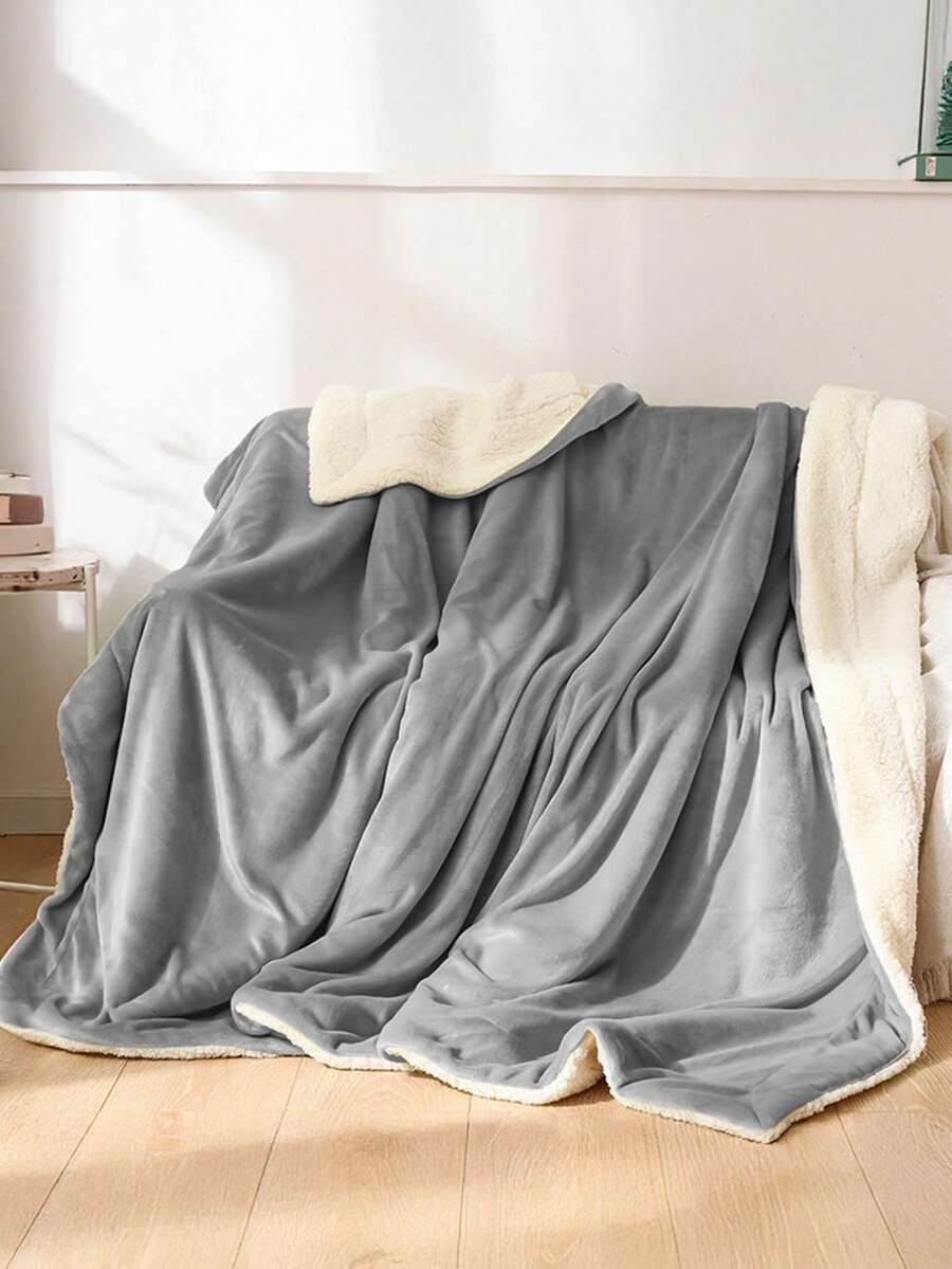 1pc Throw Blanket, Soft Cozy Throw For Sofa Bed Couch, Fade-Resistant & Pill-Resistant, Suitable For All Seasons, Durable Stitching To Prevent Fraying, Perfect For Holiday Decoration & Daily Use, Bedding Gifts, Machine Washable, Winter Decor