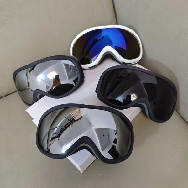 1pc,Double Layer Anti Fog Skiing Glasses, Adult Skiing Glasses, Large Angle Skiing Glasses For Men And Women, Winter Outdoor Glasses, Skiing Equipment Spherical Skiing Glasses