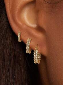 3 Stücke Kreisförmiges Vollzirkonia Ohrringe Set, elegante Kupfer 14K Goldplattierte Ohrringe, geeignet für den täglichen Gebrauch von Frauen, Partys, Musikfestivals, Auftritte, können mit verschiedenen Piercing-Accessoires kombiniert werden