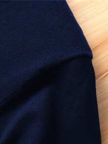 Suéter de cuello en V de unicolor para hombre de ALTZTAR, capa base casual y cómoda para primavera y otoño - azul real - Ver 3