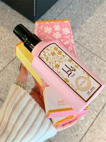 1 件 100ml 织物香氛喷雾，Miss、Tus、Candy、True Self，淡雅持久的香味，适用于衣服、浴室、卧室、衣柜、客厅，也可作为生日/毕业礼物 - 多款 - 查看 10