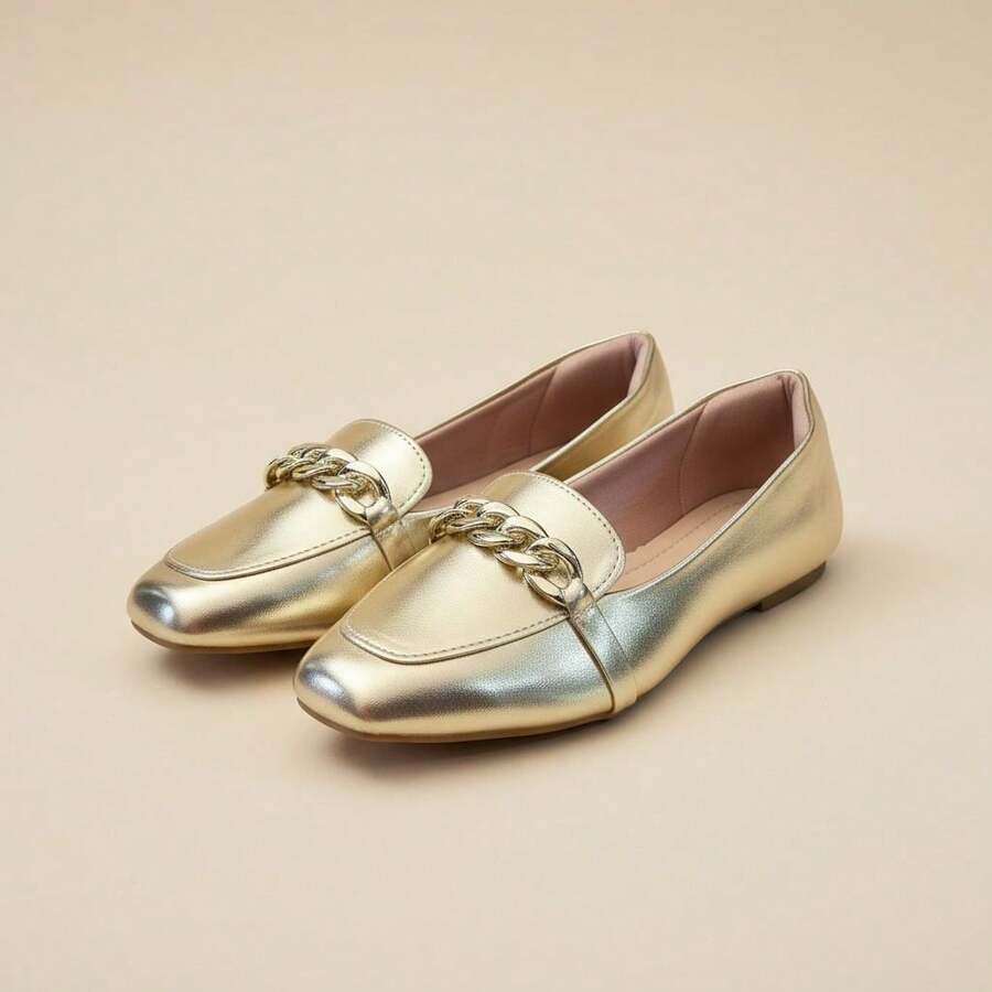 Sapatilha Feminina Confortável Luxo Elegante Sapato Feminino Mocassim Bico Quadrado Corrente mocassim detalhe metal - Dourado - Visão 1