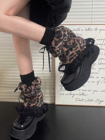 1 par Y2K-benvärmare med prickiga fuzzy-rosetter för kvinnor, långa plyschbenvärmare