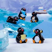 迷你企鹅雕像，可爱小企鹅摆件，树脂动物模型，适用于装饰花园、户外空间、盆栽植物、水族箱、家居和车辆，DIY配件，理想的小礼物，适用于桌面、汽车、节日装饰 - 室内/室外动物雕像，造型生动，光泽亮丽，企鹅礼物 - 彩色 - 查看 4