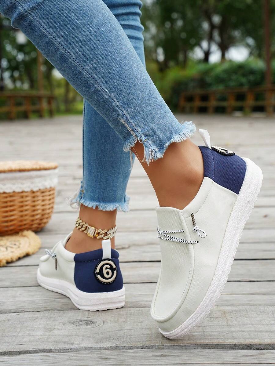 撞色拼接学院风休闲户外平底鞋，新款春秋季女士大码平底休闲鞋，蓝/红/白纯色拼接帆布乐福鞋 - 藍色 - 查看 1