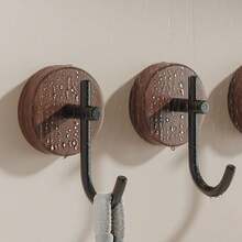 加厚实木挂钩门，背面无需钻孔，强力承重粘胶墙挂式，可挂衣服和帽子 - 胡桃木色3個裝J型掛鉤 - 查看 8