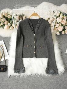 蕾丝V领金属纽扣开衫，时尚优雅的针织上衣，可作为外套或单独穿着 - 深灰色 - 查看 3