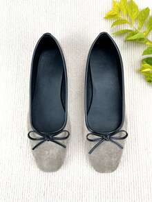 Scarpe da donna con punta quadrata, in materiale velluto con bordo a contrasto di colore, decorazione con fiocco, scarpe slip-on piatte adatte per tutte le stagioni, stile elegante francese semplice, moda retrò, ballerine leggere - albicocca - Visualizzare 3