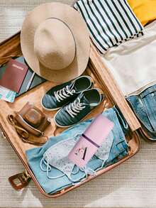 Porta spazzolino da viaggio con motivo floreale e alfabeto A-Z, mantiene lo spazzolino da denti pulito e comodo da trasportare! Rastrelliera portatile per spazzolino da denti, coperchio per bicchiere portatile per spazzolino, adatto per viaggi, campeggio, viaggi di lavoro e scuola, bicchiere multifunzionale per spazzolino da denti - Multicolore - Visualizzare 4