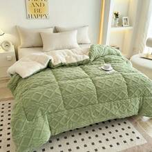 1pc Thickened Warm Plush Comforter - All-Season Thick Quilted Soft & Breathable Polyester Comforter, Machine Washable, Warm For Bedroom In Autumn/Winter, High Gram Weight Taffeta Lamb Wool Fabric Duvet Insert