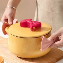 弓形硅胶隔热垫 - 耐热防滑厨房夹，四种颜色可选，用于烹饪和处理热菜，避免烫伤，完美的厨房配件工具 - 新颖有趣的厨房配件，硅胶隔热垫 - 彩色 - 查看 3