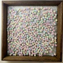 500 件 6 毫米生动亚克力字母珠套装 - 5 种颜色，方形字母图案，适合 DIY 珠宝和工艺品 - 非常适合手机饰品和创意设计 - 彩色 - 查看 16