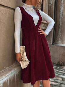 Elegante vestido de peto de terciopelo con cuello en V profundo y sin mangas, con dobladillo acampanado hasta la rodilla, perfecto para otoño e invierno, talla grande