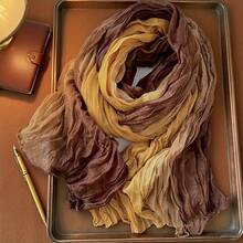This Is A Scarf With Natural Color Transitions And Artistic Flair.The Fabric Is Light And Soft With A Natural Wrinkled Texture That Not Only Adds To The Scarf's Three-Dimensionality But Also Enhances Its Casual And Elegant Charm.Can Be Used As The Finishing Touch For Outfits, Enhancing The Style's Sophistication And Adding A Gentle And High-End Atmosphere To The Overall Look, Suitable For Various Occasions - đỏ tươi - Xem 2