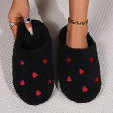 Pantuflas de invierno para mujer, con diseño de bordado de corazón a la moda, suaves y cómodas, cálidas, de punta abierta, ligeras, antideslizantes, pantuflas de felpa interior con suela plana - Negro - Ver 9
