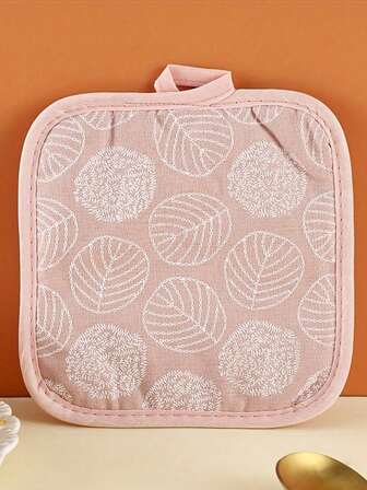 1/2/4件套多功能厨房必备用品，尺寸约17x17厘米，适用于隔热、隔热垫、餐垫、杯垫等用途，是理想的礼物之选。