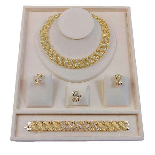 Elegante Conjunto de Joias Douradas com 4 Peças: Acessórios para Casamento e Festa - Colares e Brincos - Acabamento Dourado - Adequado para Todas as Estações