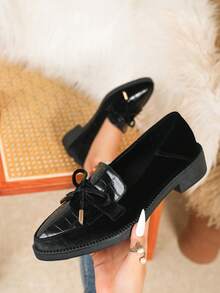 Zapatos planos para mujer con moño, estilo universitario, elegante, de moda, versátil, casual, bohemio, suela gruesa, punta puntiaguda, tacón de bloque, adecuado para oficina, fiesta, vacaciones, interior y exterior, todo el año, mocasines - Negro - Ver 18
