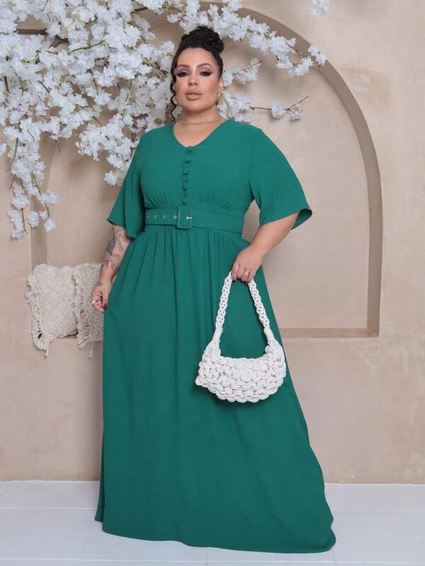 vestido longo feminino plus size com botao forrado em duna com cinto  Simples    Casual  elegante  Conservador / modesto    Botões na frente  Com cinto  Botão    Casamento  Formal e Noturno