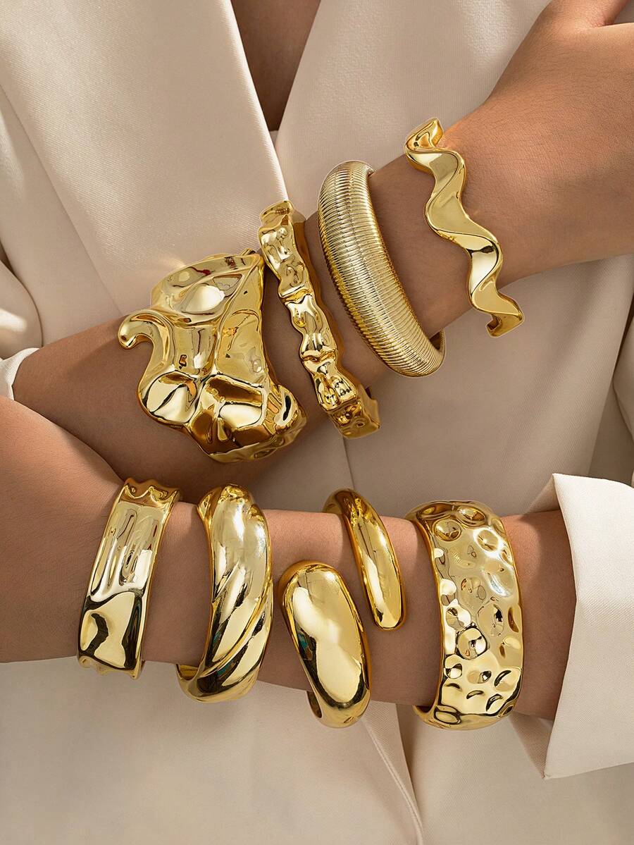 1pc DIY Fashionable Luxury Open Bangle Bracelet, Women's Gold-Tone Resin Bracelet, Versatile For Daily Wear, Party And Evening Events