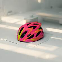 1 件轻便耐用的儿童自行车头盔，具有良好的通风系统，可调节头带，佩戴舒适，可拆卸衬里，多种颜色可选，适合儿童骑自行车、滑板和滑板车，非常适合节日和返校礼物