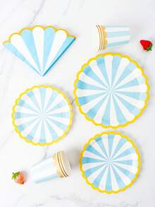 Juego desechable de plato con forma de pétalo a rayas azul y blanco, servilleta y vaso, platos, servilletas y vasos para fiestas, sirve a 8 invitados, platos de papel desechables para fiestas, vajilla adecuada para cumpleaños, bodas, fiestas temáticas, picnics familiares - Multicolor - Ver 5