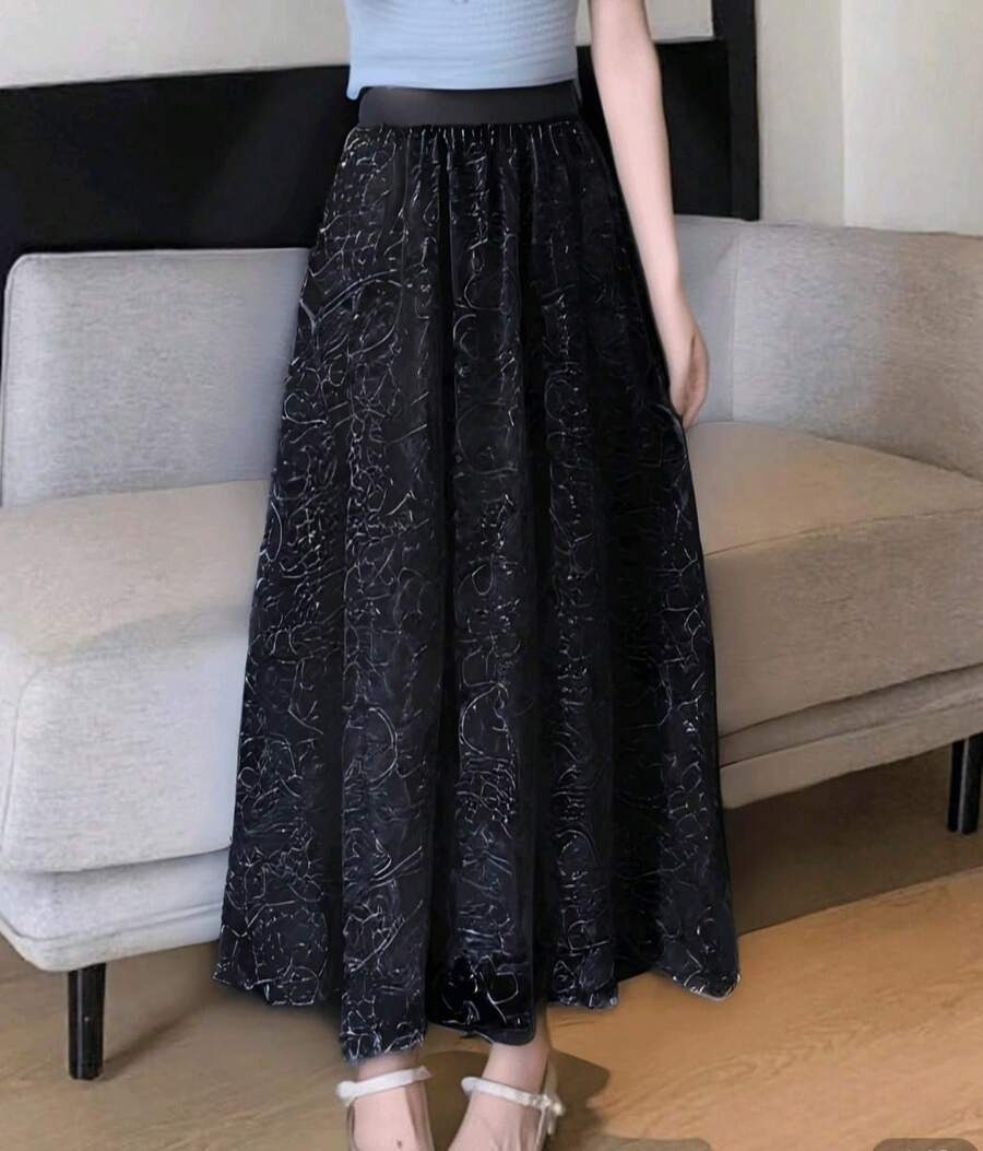 Elegant High-Waisted Tulle Skirt, Always Modern And Versatile. - Black - View 1