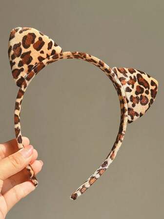 1 st, leopardmönstrat kattöronhårband, höst- och vinterplyschigt sammetspannband för ansiktet, sött hårnålspannband för flickor, enkelt och elegant leopardmönstrat kattöronhårband för kvinnor, lämpligt för dagligt bruk och Halloween- och juldekoration, Halloween-festkostymhårband, trendigt hårtillbehör, damhårband, lämpligt för dagligt bruk
