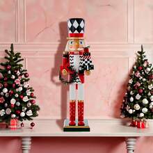 15-Inch Red, White And Black Nutcracker With Gift Box And Wreath--Christmas Decor, Holiday Decor, Christmas Ornament, Christmas Tree Ornaments, Christmas Supplies, Christmas Gifts - 預設 - 查看 7