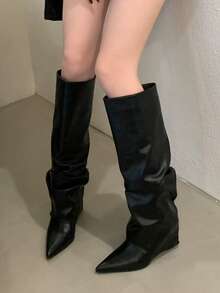 2025秋冬春夏新款欧美尖头高筒女靴，修身直筒靴，坡跟骑马靴