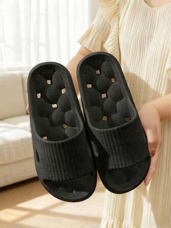 女士纯色塑料拖鞋，基本款家居拖鞋，合成纤维亮面塑料拖鞋，沙滩家居两用，四季皆宜的塑料拖鞋